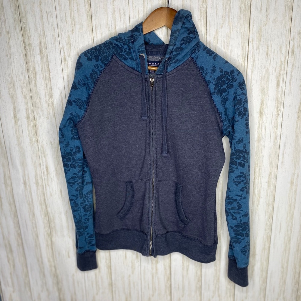 🍋 Aeropostale zipper hoodie floral sleeves Medium